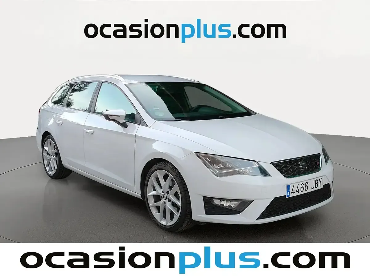 Käytetty Seat Leon FR 180 HP (132 kW) 2014 Valkoinen Farmari