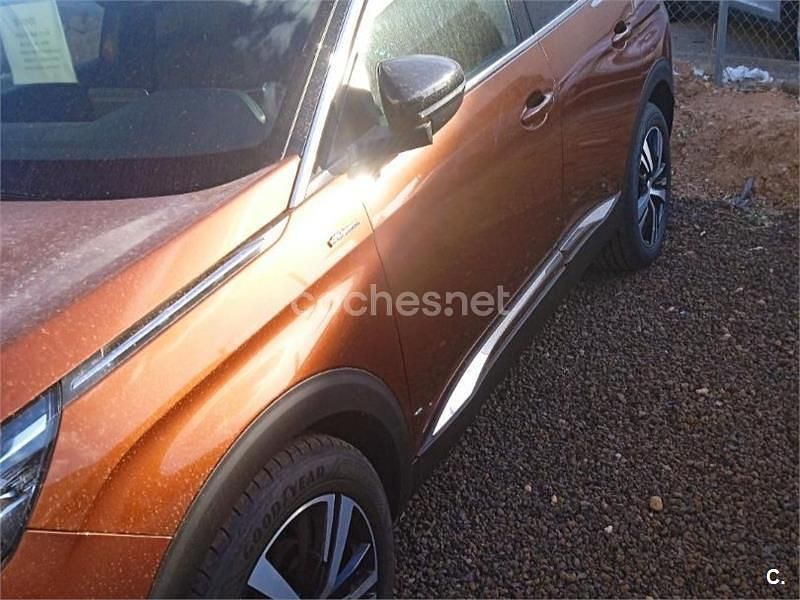 Usado Peugeot 3008 GT-line 130 CV (95 kW) 2018 Marrón SUV