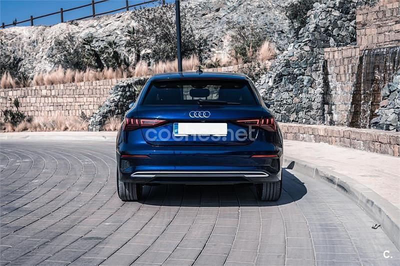 Usado Audi A3 Advanced Plus 116 CV (85 kW) 2022 Azul Berlina