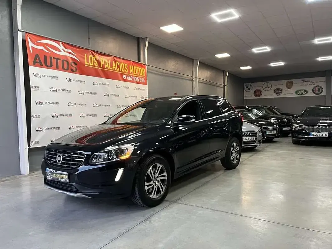 Usado Volvo XC60 Momentum 219 CV (161 kW) 2015 Negro SUV