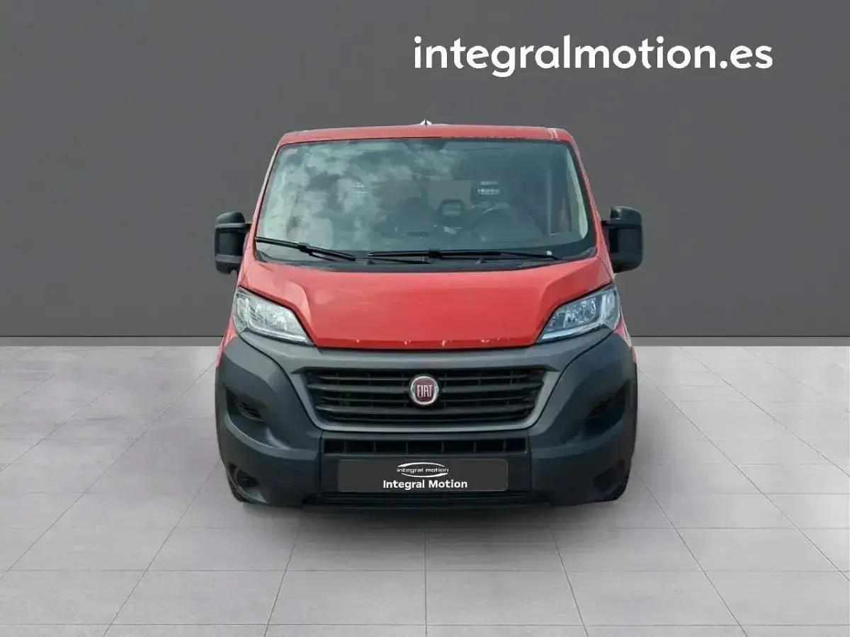 Usado Fiat Ducato 2020 Rojo Van