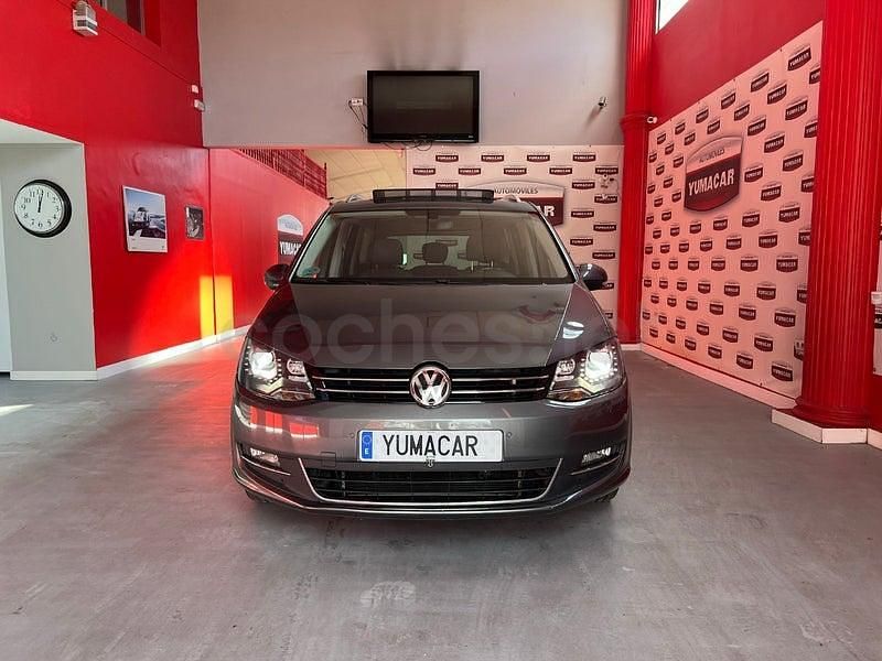 Usado VW Sharan Sportline 184 CV (135 kW) 2017 Gris / plata Monovolumen