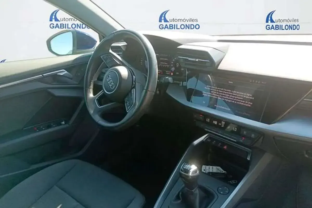 Usado Audi A3 Sportback 116 CV (85 kW) 2022 Azul Utilitario