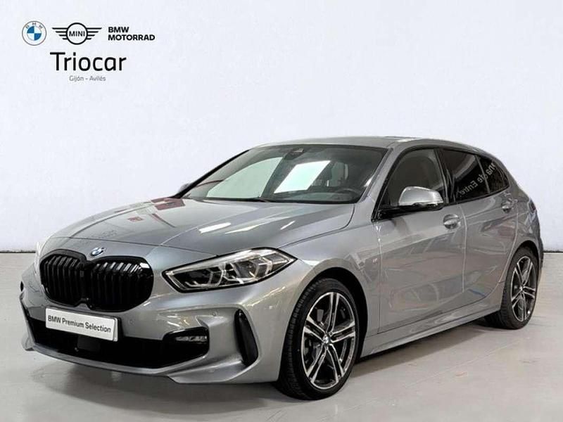 Gris Usado 2024 BMW 118 Shadowline Utilitario | 31.900 € (Precio justo) - Imagen 1/4