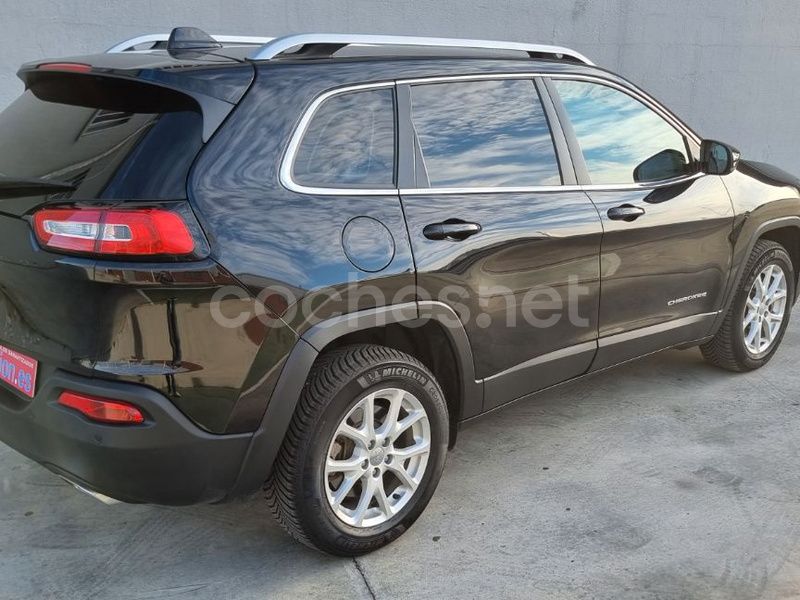Usado Jeep Cherokee Longitude 185 CV (136 kW) 2016 Negro SUV