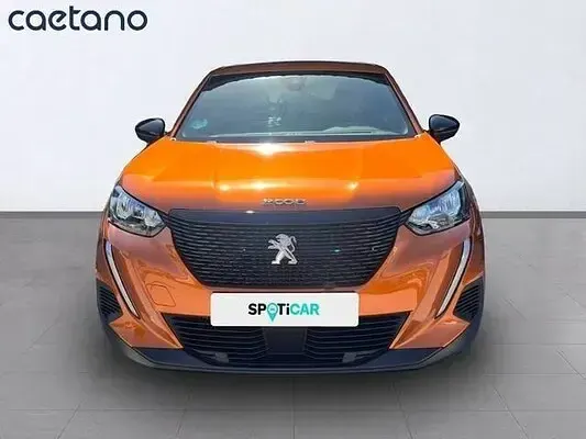 Usado Peugeot 2008 Active 100 CV (73 kW) 2023 SUV