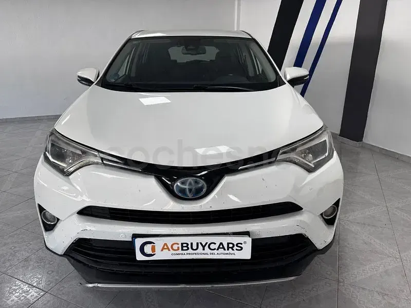 Occasion Toyota RAV4 Hybrid Advance 197 ch (144 kW) 2017 Blanc SUV