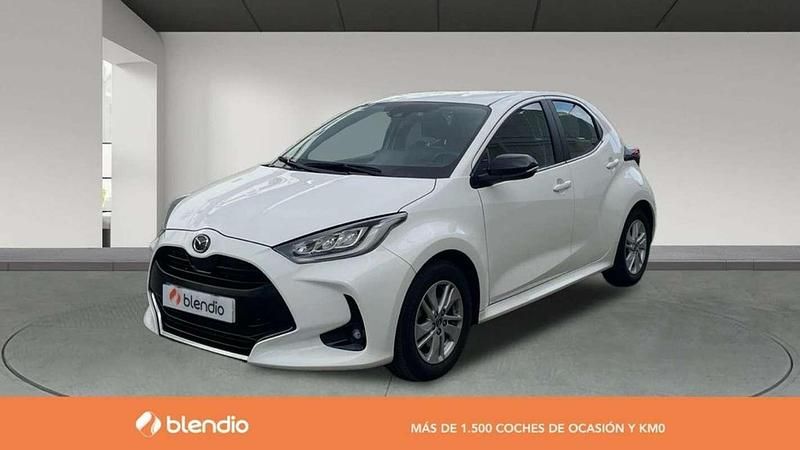 Blanco Usado 2023 Mazda 2 Comfort Utilitario | 16.391 € (Precio justo) - Imagen 1/4