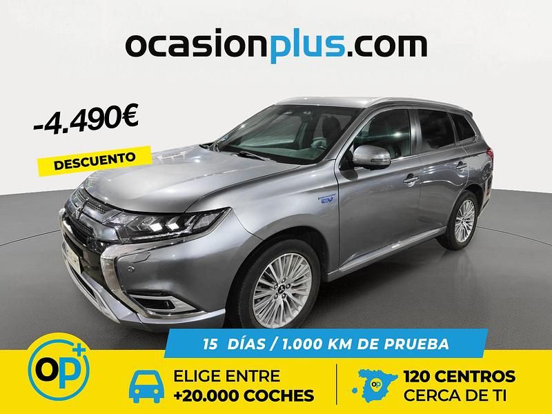 Usado Mitsubishi Outlander P-HEV 224 CV (164 kW) 2019 Blanco SUV