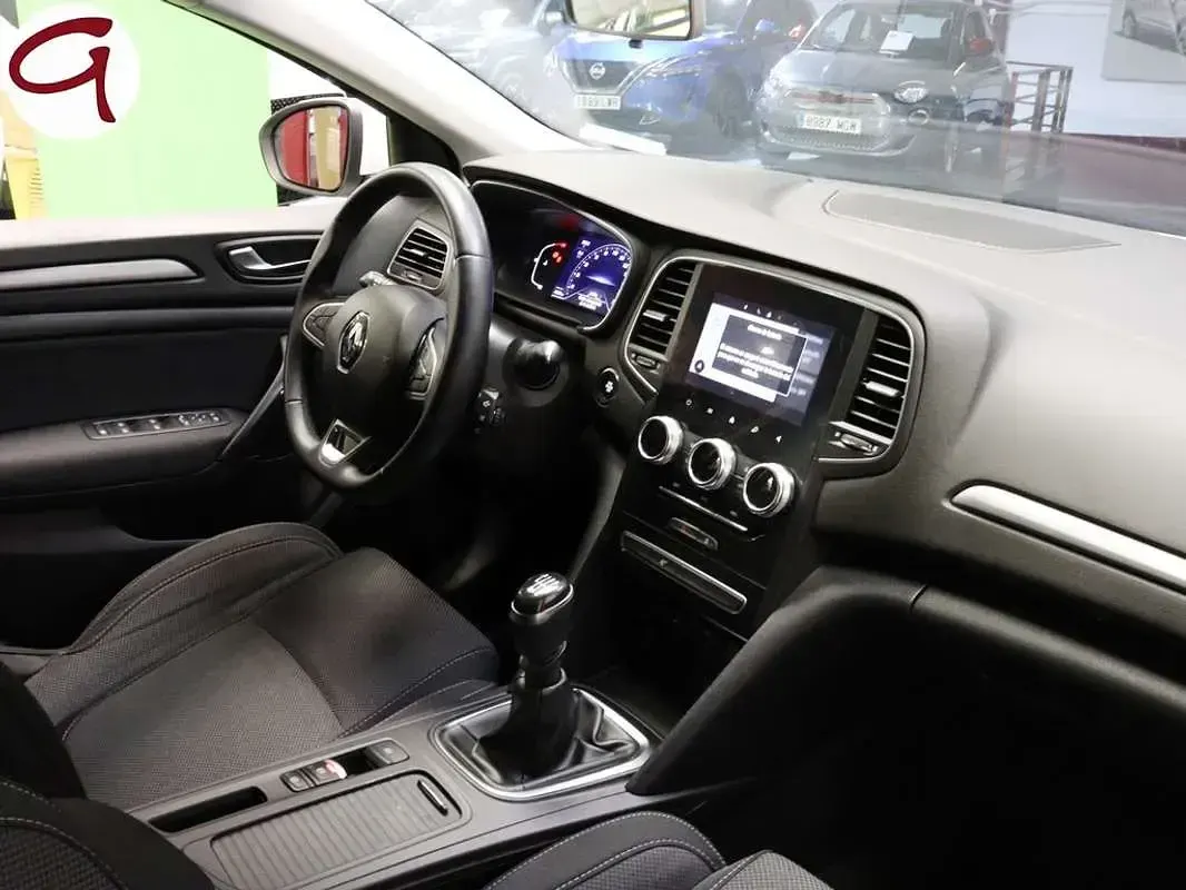 Usado Renault Mégane Equilibre 116 CV (85 kW) 2023 Blanco Utilitario