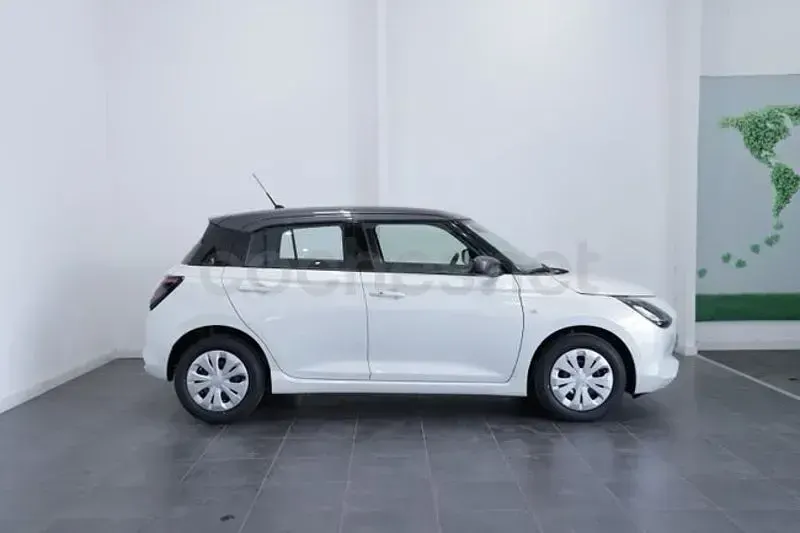 Nuevo Suzuki Swift 81 CV (59 kW) 2026 Blanco Utilitario