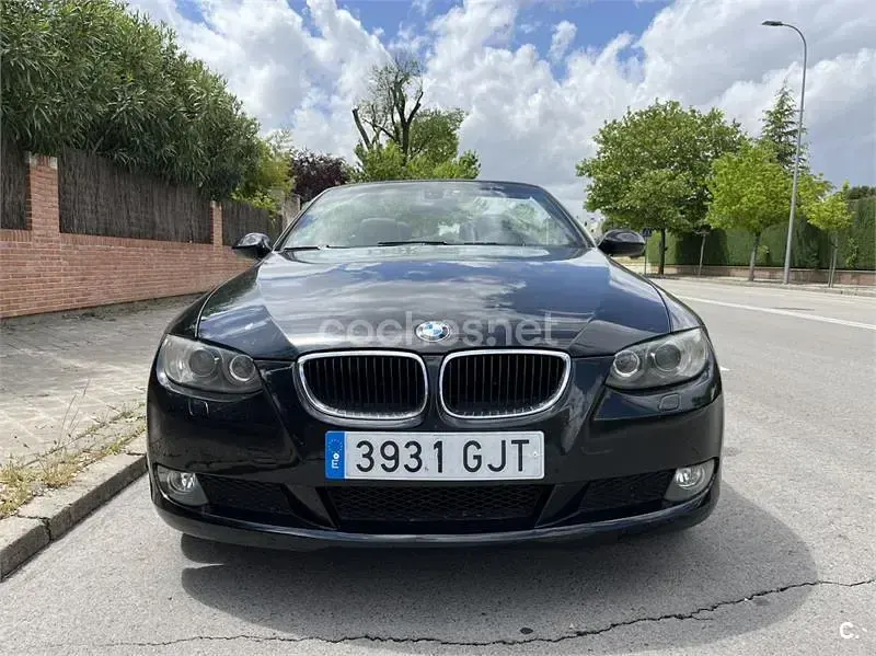 Usado BMW 320 Cabriolet 170 CV (125 kW) 2008 Negro Descapotable