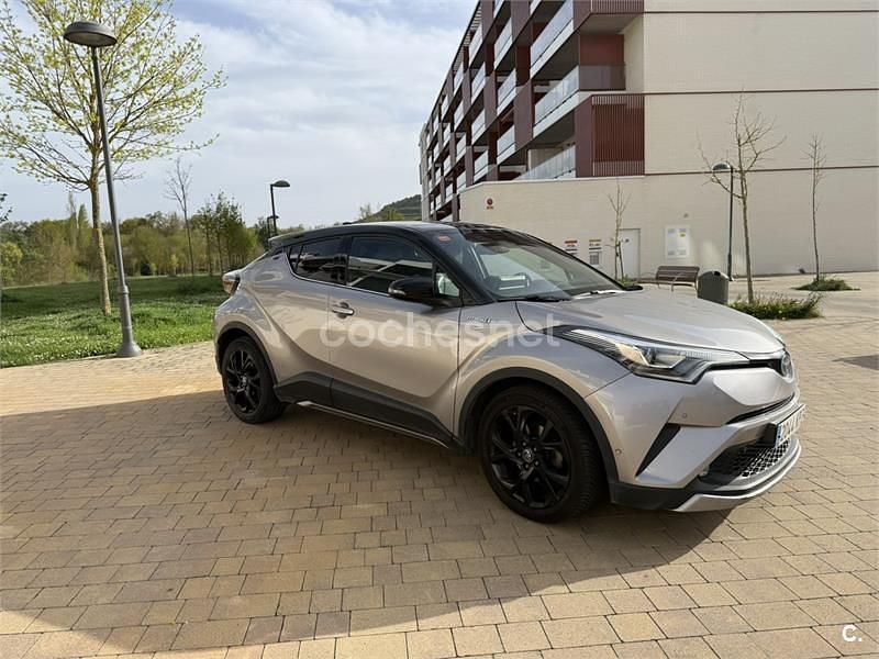 Usado Toyota C-HR Advance 122 CV (89 kW) 2018 Gris / plata SUV