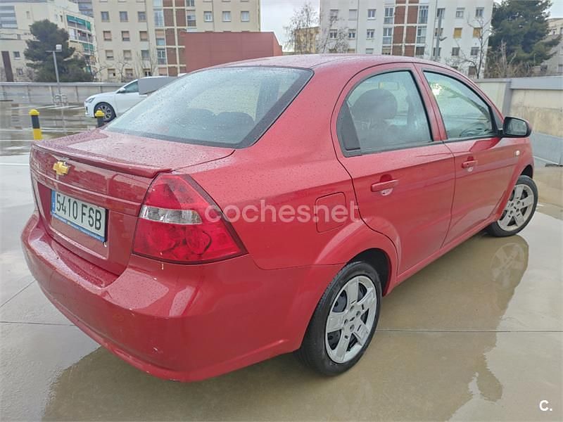 Usado Chevrolet Aveo LT 94 CV (69 kW) 2007 Rojo Berlina