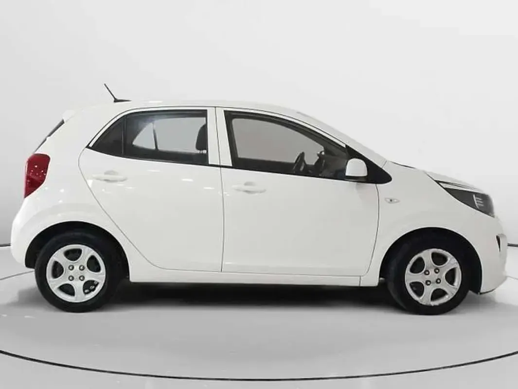 Usado Kia Picanto 67 CV (49 kW) 2022 Blanco Utilitario