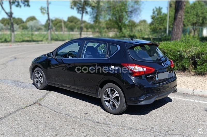 Usado Nissan Pulsar Acenta 110 CV (80 kW) 2017 Negro Utilitario