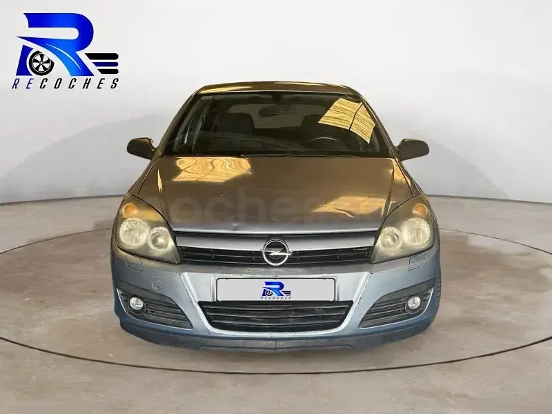 Usado Opel Astra Essentia 80 CV (58 kW) 2005 Azul Berlina