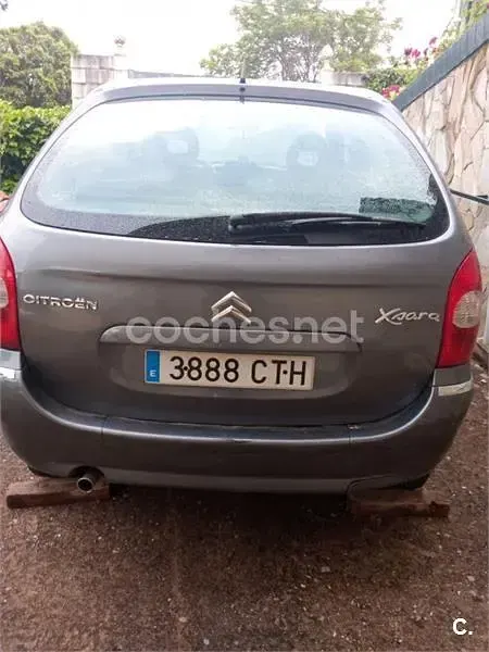 Usado Citroën Xsara Picasso 95 CV (69 kW) 2004 Gris / plata Monovolumen