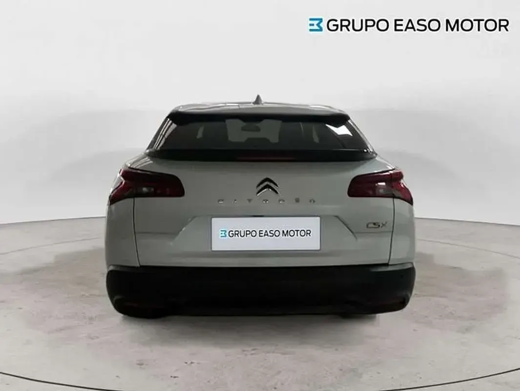 Usado Citroën C5 X Feel 131 CV (96 kW) 2022 Blanco Familiar