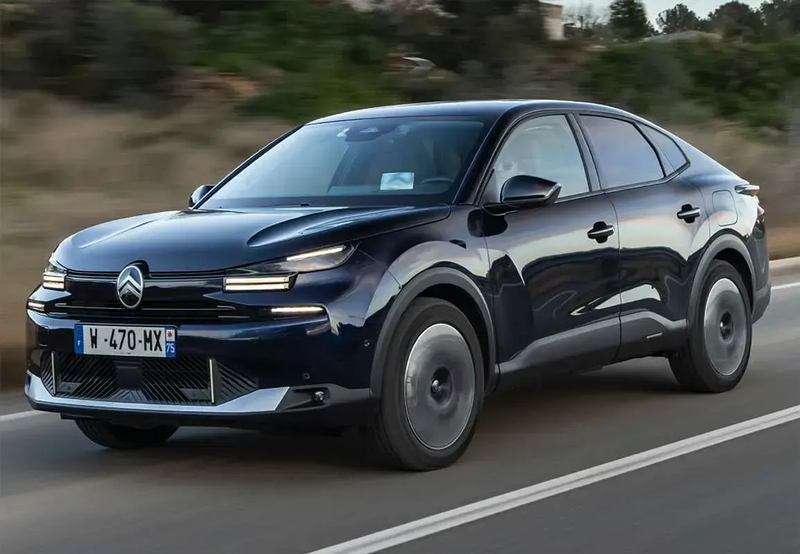 Usado Citroën C4 X 136 CV (100 kW) 2025 Azul SUV