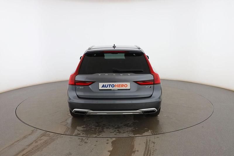 Usado Volvo V90 CC 190 CV (139 kW) 2020 Gris Familiar