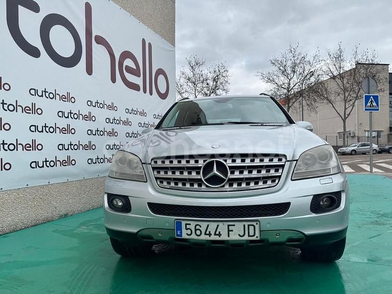 Usado Mercedes ML420 306 CV (225 kW) 2006 Gris / plata SUV