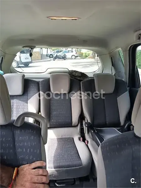 Usado Renault Scenic E-Tech Privilege 120 CV (88 kW) 2004 Verde Monovolumen