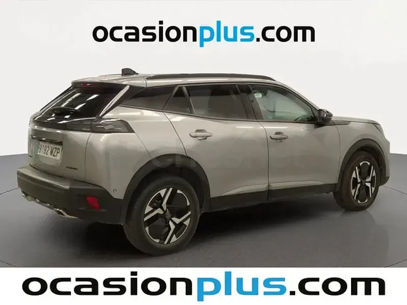 Usado Peugeot 2008 Allure 145 CV (106 kW) 2025 Gris / plata SUV