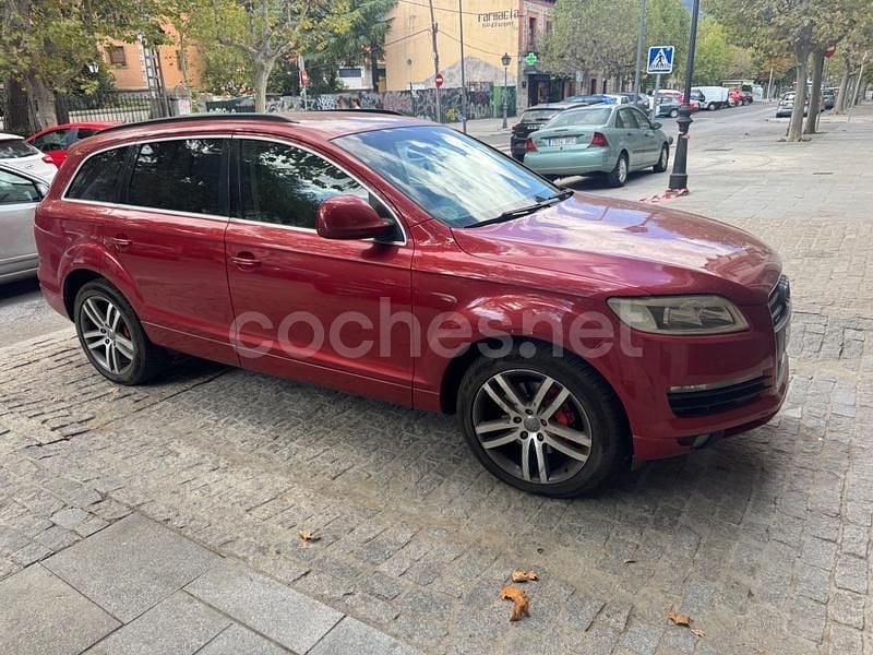 Usado Audi Q7 233 CV (171 kW) 2006 Granate SUV