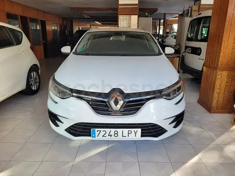 Usado Renault Mégane GrandTour Intens 115 CV (84 kW) 2021 Blanco Familiar