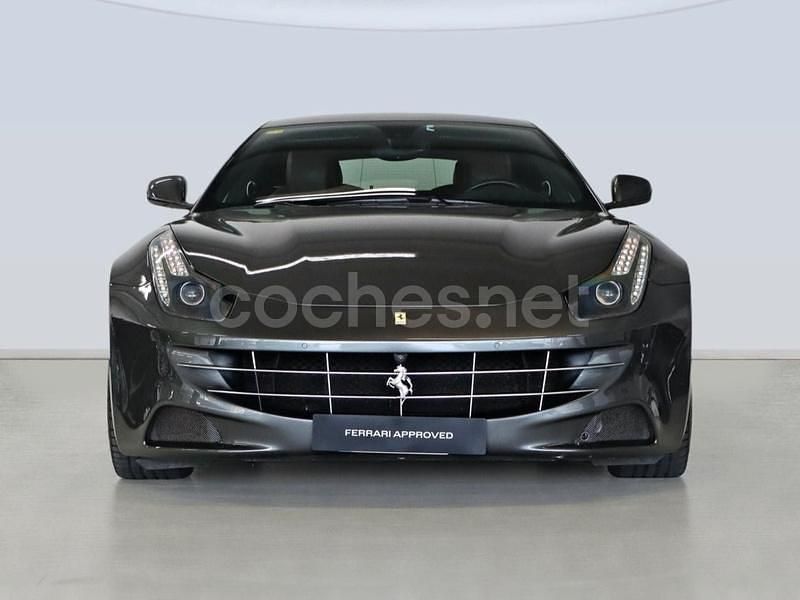 Usado Ferrari FF 661 CV (486 kW) 2012 Gris Familiar