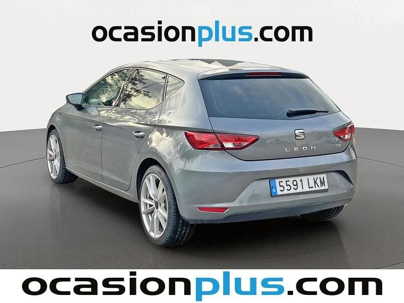 Usado Seat Leon Style 150 CV (110 kW) 2016 Gris Utilitario