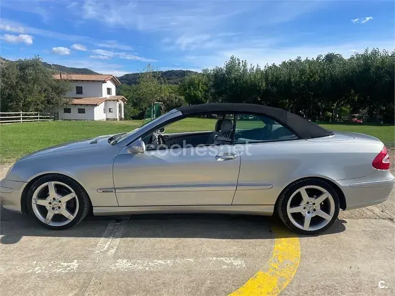 Usado Mercedes CLK320 Elegance 218 CV (160 kW) 2003 Gris / plata Descapotable