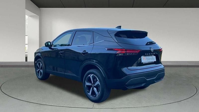 Usado Nissan Qashqai N-Connecta 140 CV (102 kW) 2024 Negro SUV