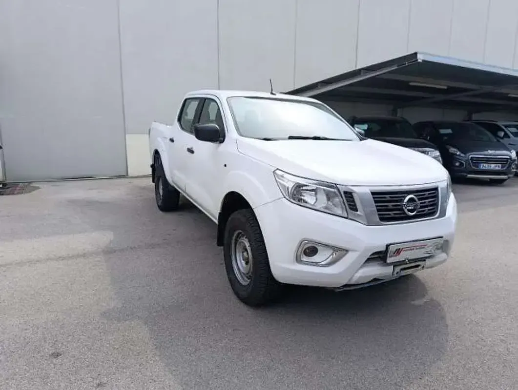 Usado Nissan Navara 163 CV (119 kW) 2017 Blanco Pickup/Camioneta