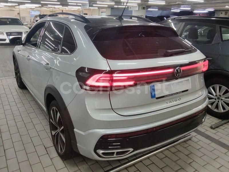 Usado VW Taigo R-line 150 CV (110 kW) 2022 Gris / plata SUV