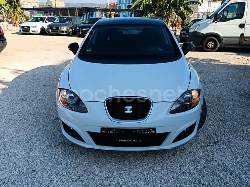 Käytetty Seat Leon Style 140 HP (102 kW) 2012 Valkoinen Sedan