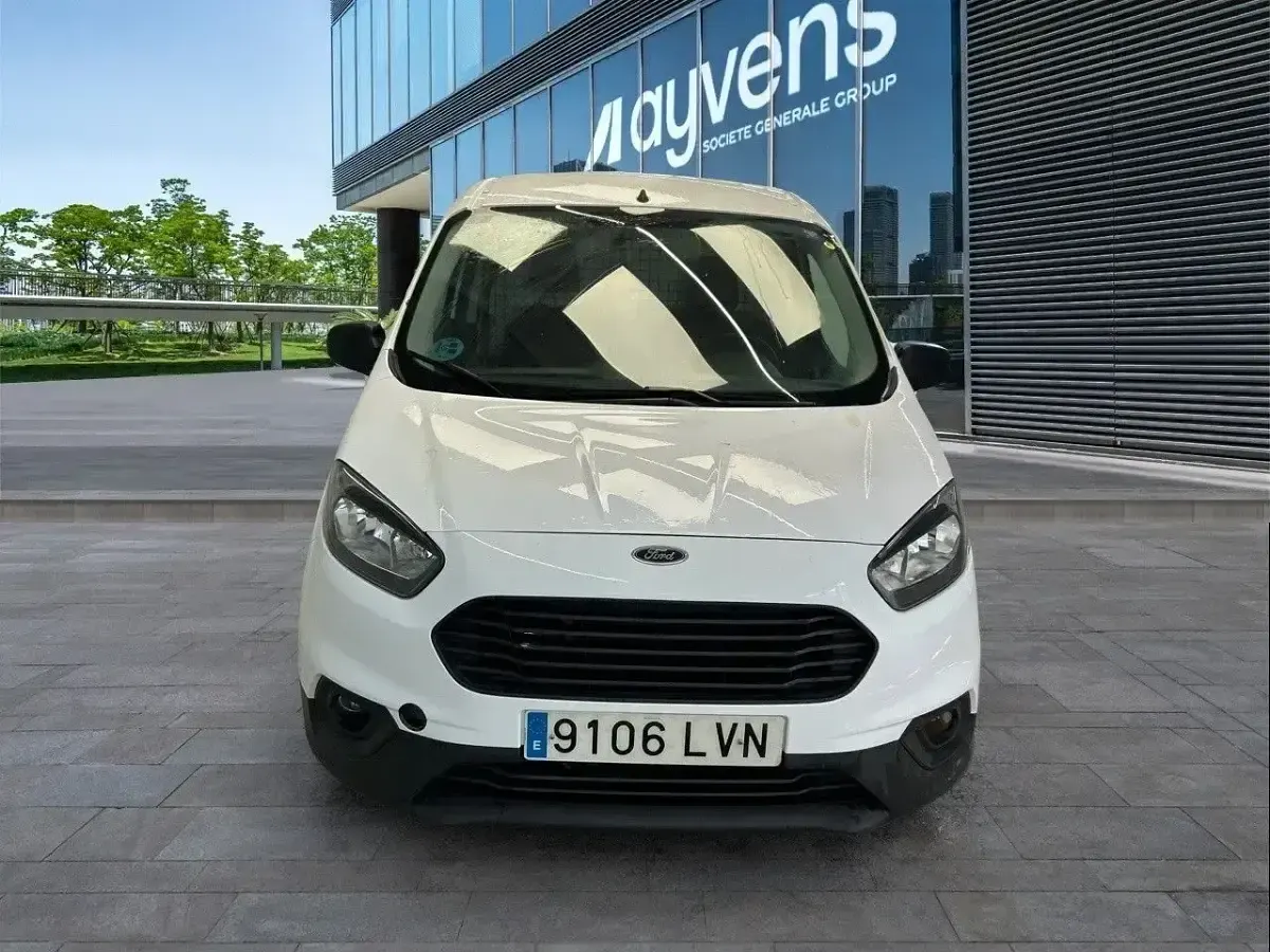 Usado Ford Transit Trend 100 CV (73 kW) 2021 Blanco Berlina