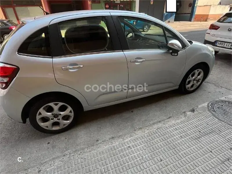 Usado Citroën C3 Exclusive 92 CV (67 kW) 2013 Gris / plata Berlina
