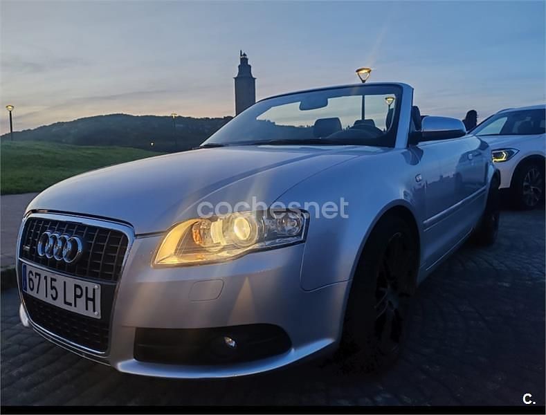 Usado Audi A4 Cabriolet 140 CV (102 kW) 2009 Gris / plata Descapotable