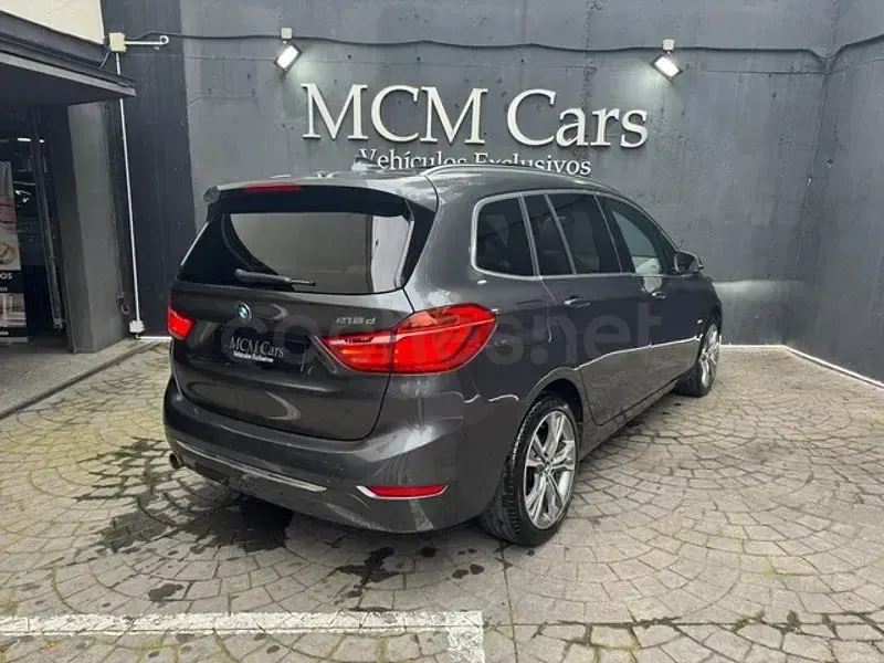 Usado BMW 218 Executive 150 CV (110 kW) 2018 Gris / plata Familiar