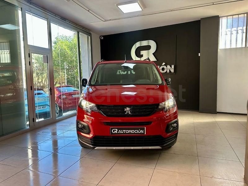 Usado Peugeot Rifter GT-line 130 CV (95 kW) 2019 Rojo Monovolumen