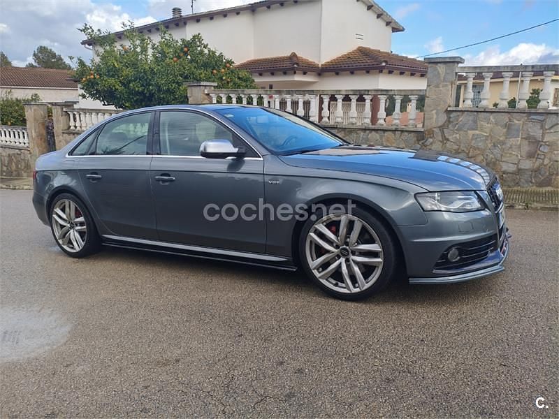 Usado Audi S4 333 CV (244 kW) 2011 Gris / plata Berlina