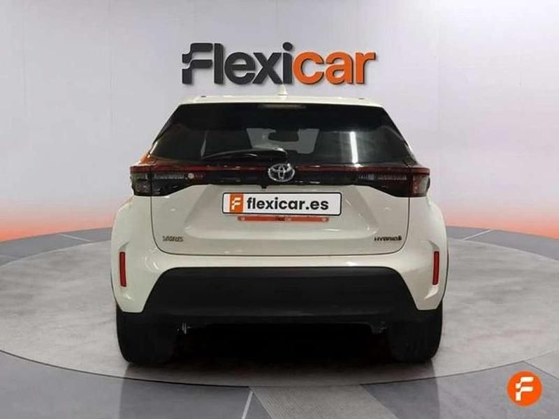 Usado Toyota Yaris Cross Active 116 CV (85 kW) 2021 Gris SUV