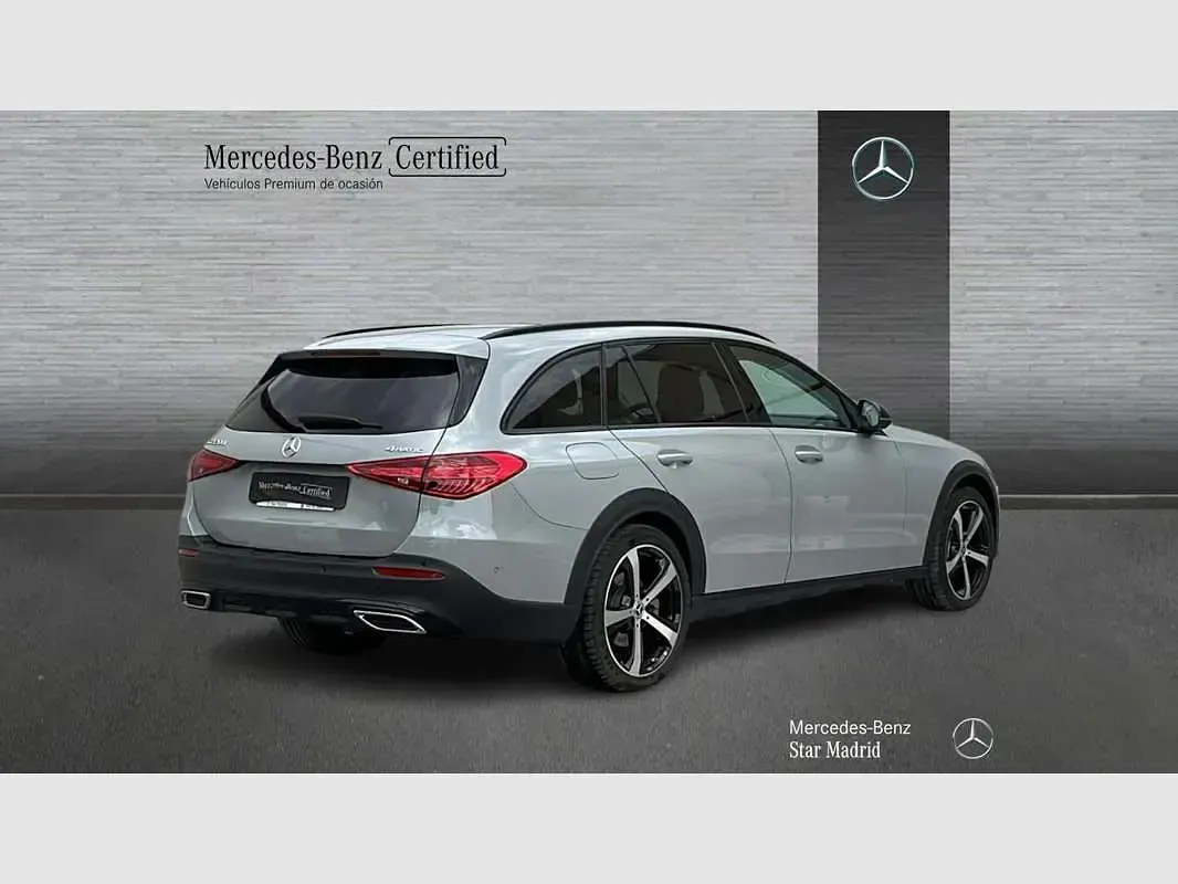 Usado Mercedes C220 200 CV (147 kW) 2026 Gris Familiar