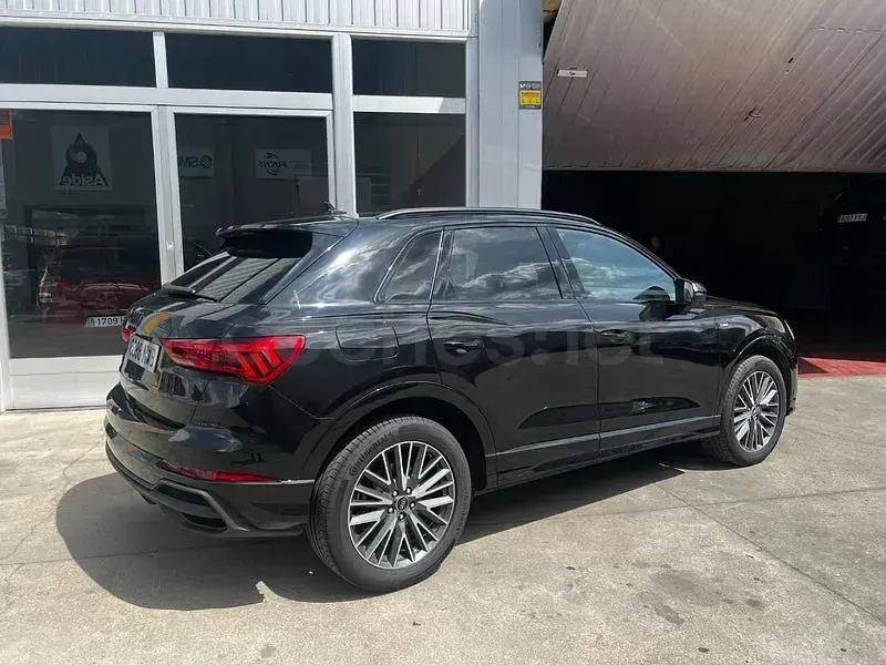 Usado Audi Q3 Exclusive 150 CV (110 kW) 2023 Negro SUV