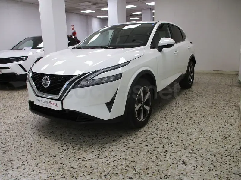 Usado Nissan Qashqai N-Connecta 140 CV (102 kW) 2022 Blanco SUV