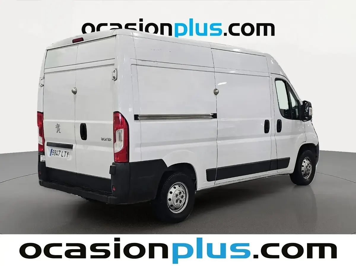 Usado Peugeot Boxer S 140 CV (102 kW) 2021 Blanco Van