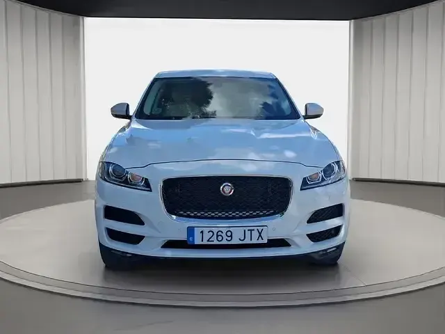 Usado Jaguar F-Pace Pure 180 HP (132 kW) 2016 Bege SUV