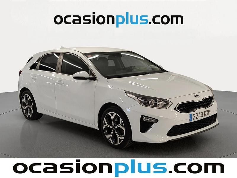 Usado Kia Ceed 140 CV (102 kW) 2019 Blanco Utilitario